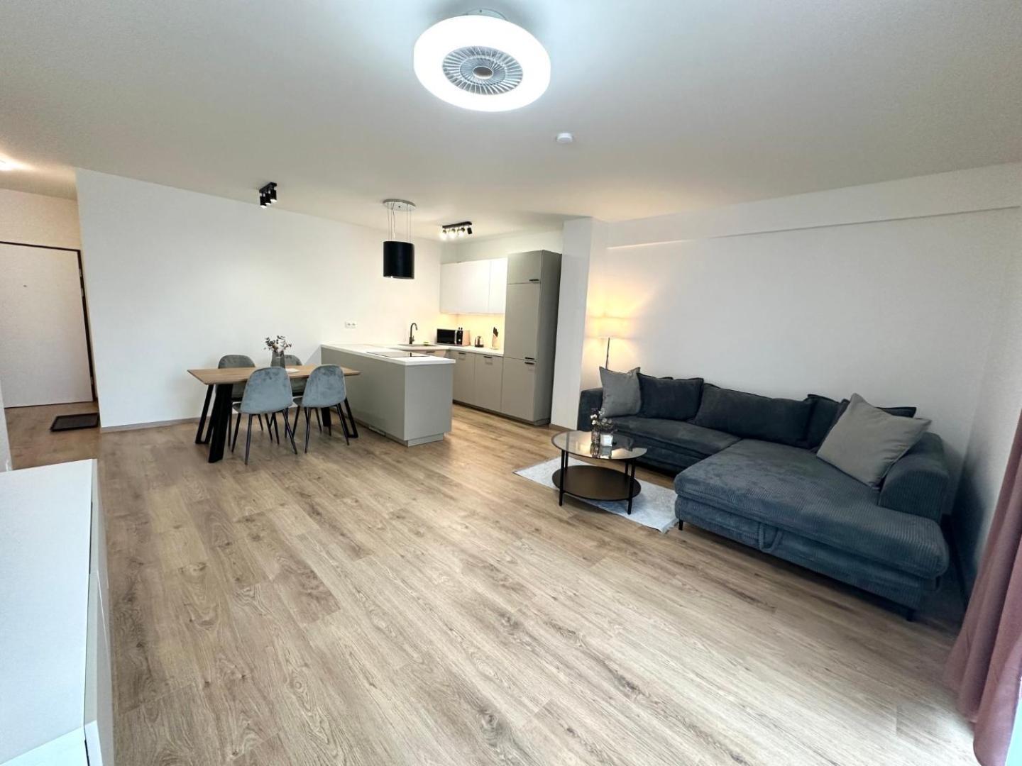 2 Room Apartment, New Building, Balcony, 208 Rovinka ภายนอก รูปภาพ